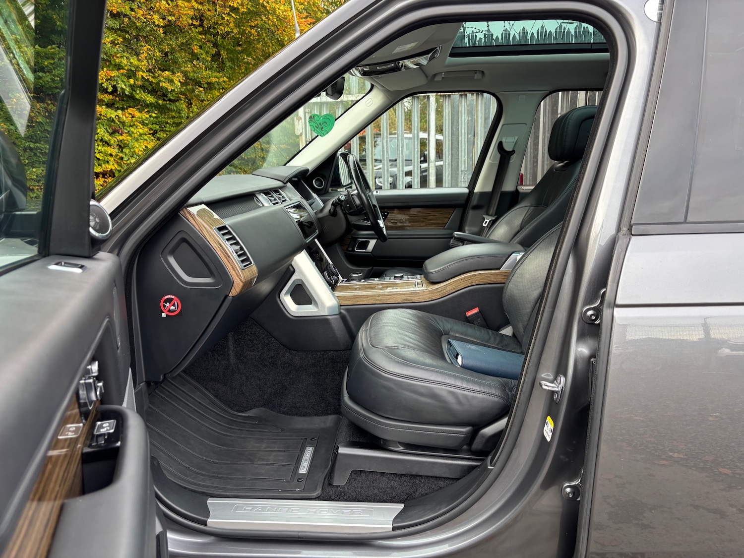 Used Land Rover Range Rover 2018 for sale - 76577096: Photo 16