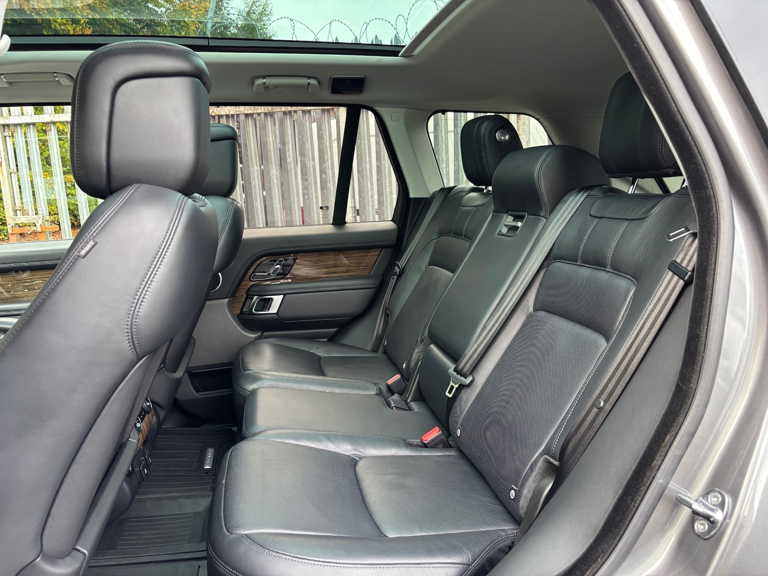 Used Land Rover Range Rover 2018 for sale - 76364001: Photo 19