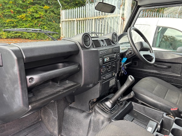 Used Land Rover Defender 2014 for sale - 76181070: Photo 11