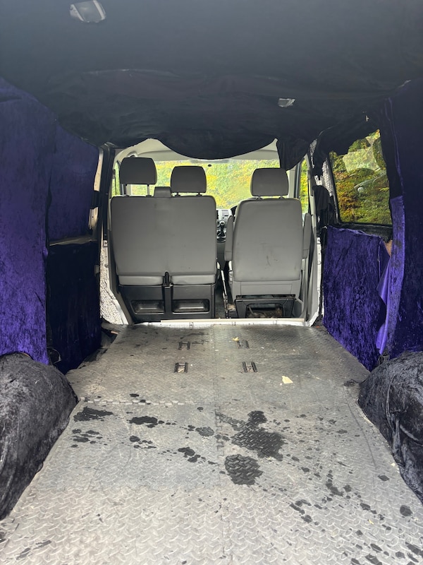 Used Volkswagen Transporter 2008 for sale - 76330165: Photo 8