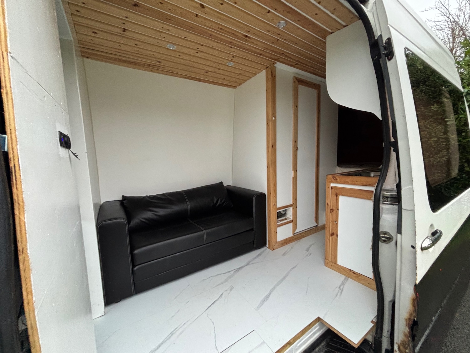 Used Volkswagen Crafter 2009 for sale - 76940512: Photo 12