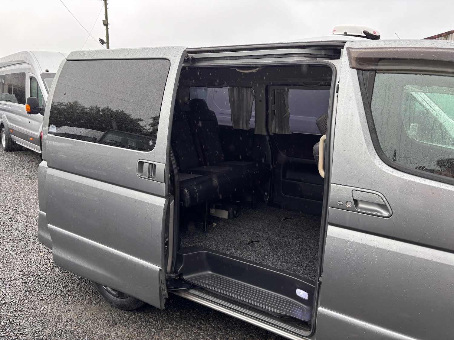 Used Nissan Elgrand 2019 for sale - 76577353: Photo 12