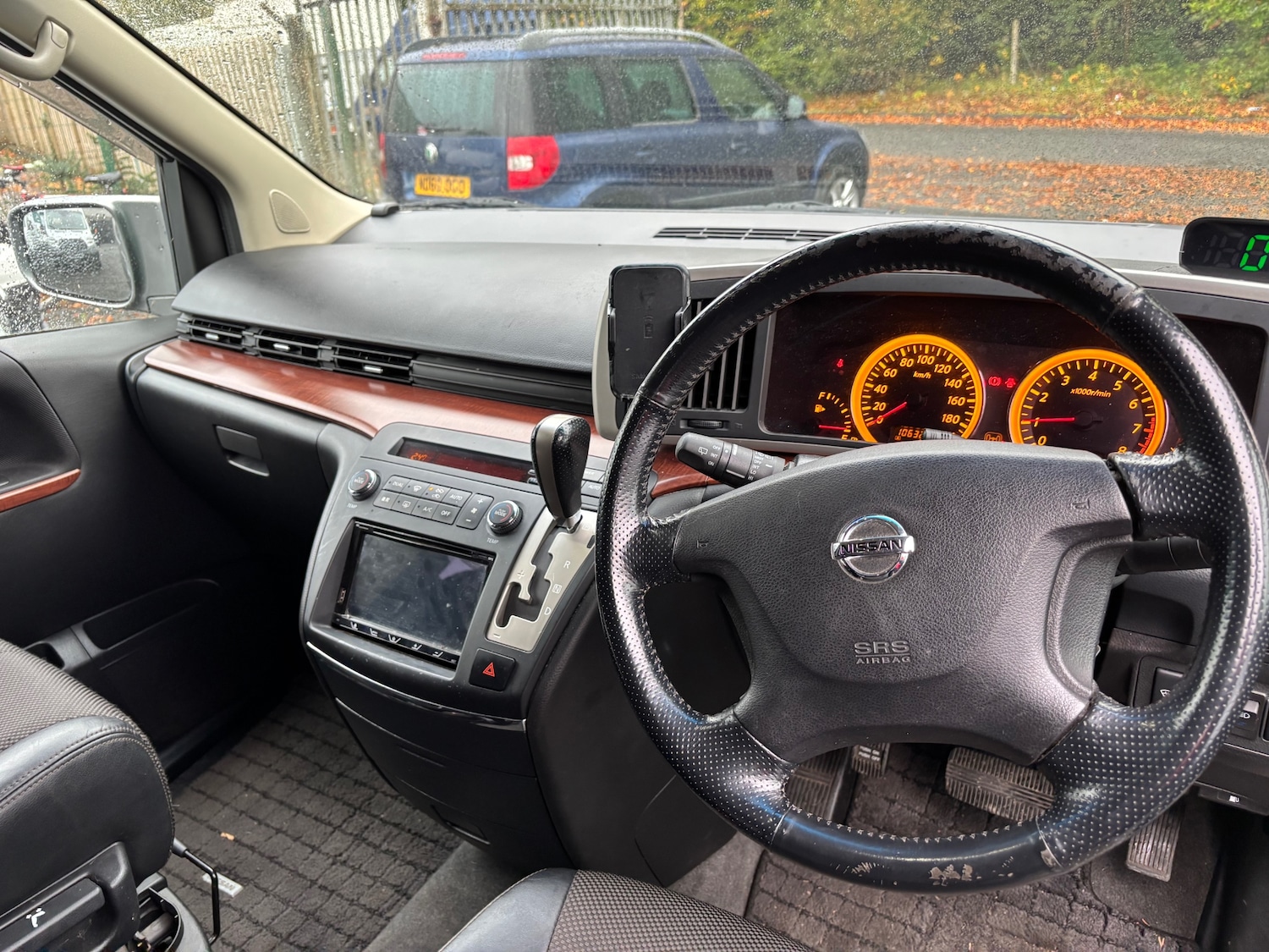 Used Nissan Elgrand 2019 for sale - 76577353: Photo 9