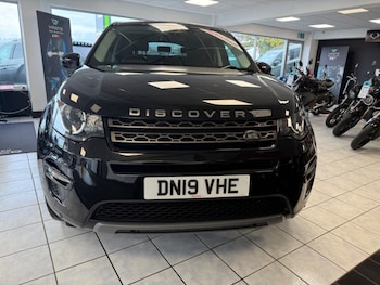 Used Land Rover Discovery Sport 2019 for sale - 76508782: Photo