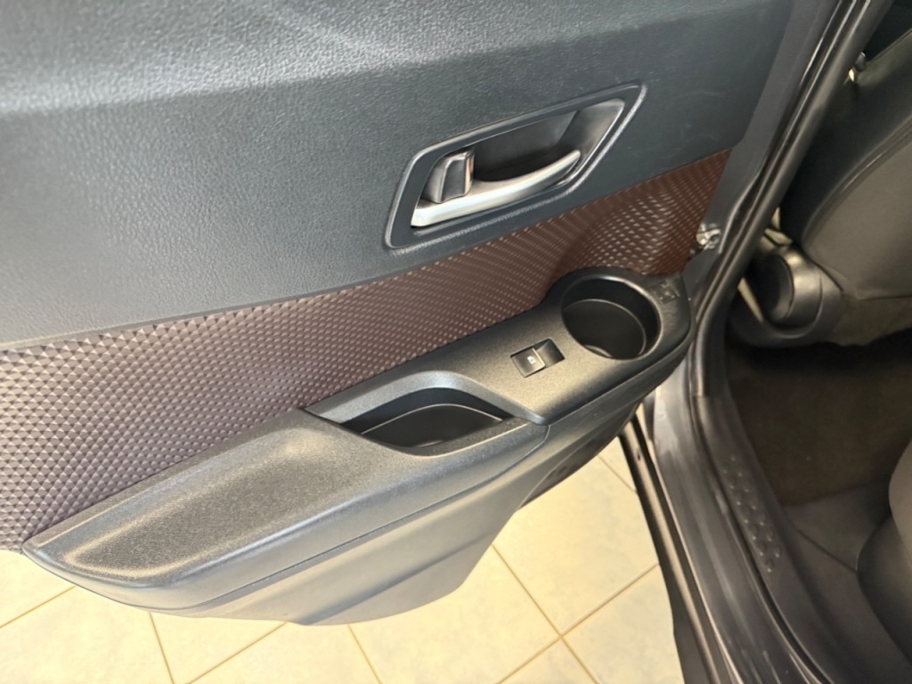 Used Toyota C-HR 2018 for sale - 76209926: Photo 11