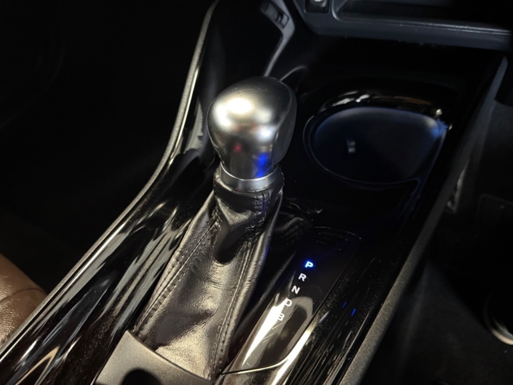 Used Toyota C-HR 2018 for sale - 76209926: Photo 16