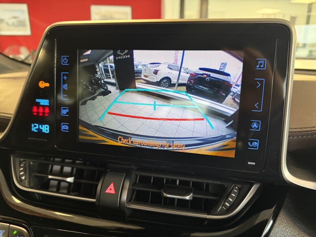 Used Toyota C-HR 2018 for sale - 76209926: Photo 18