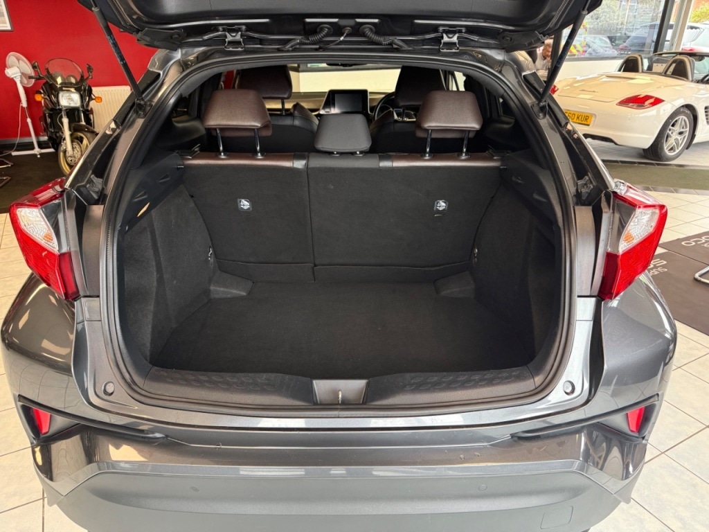 Used Toyota C-HR 2018 for sale - 76209926: Photo 23