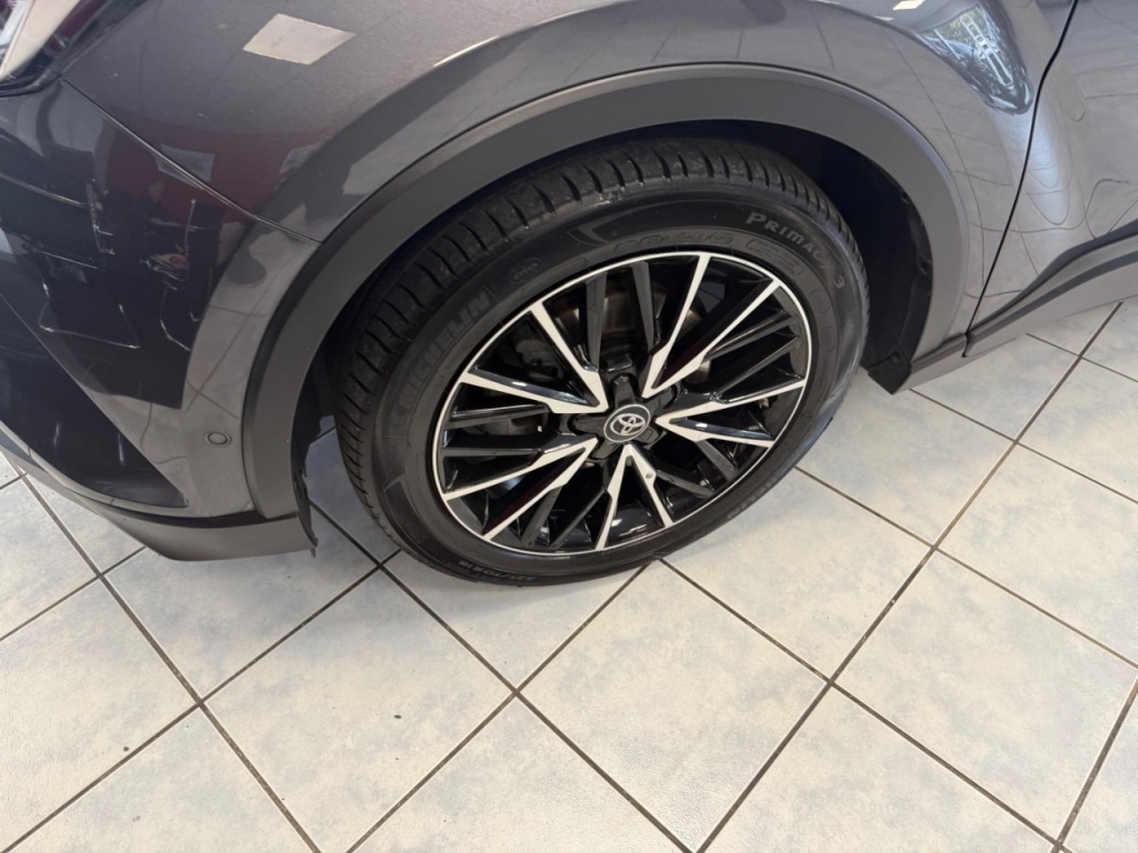 Used Toyota C-HR 2018 for sale - 76209926: Photo 5