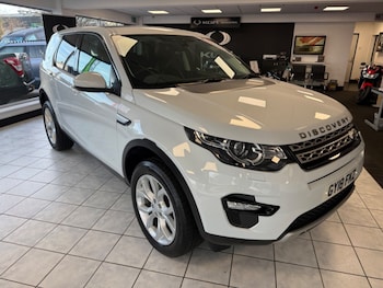Land Rover Discovery Sport feature image