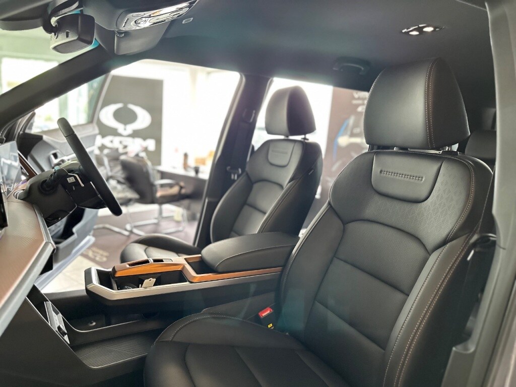 Vehicle 44