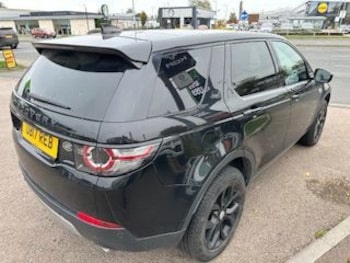 Used Land Rover Discovery Sport 2017 for sale - 76209920: Photo 3