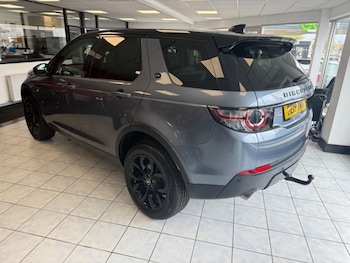 Used Land Rover Discovery Sport 2019 for sale - 78227145: Photo