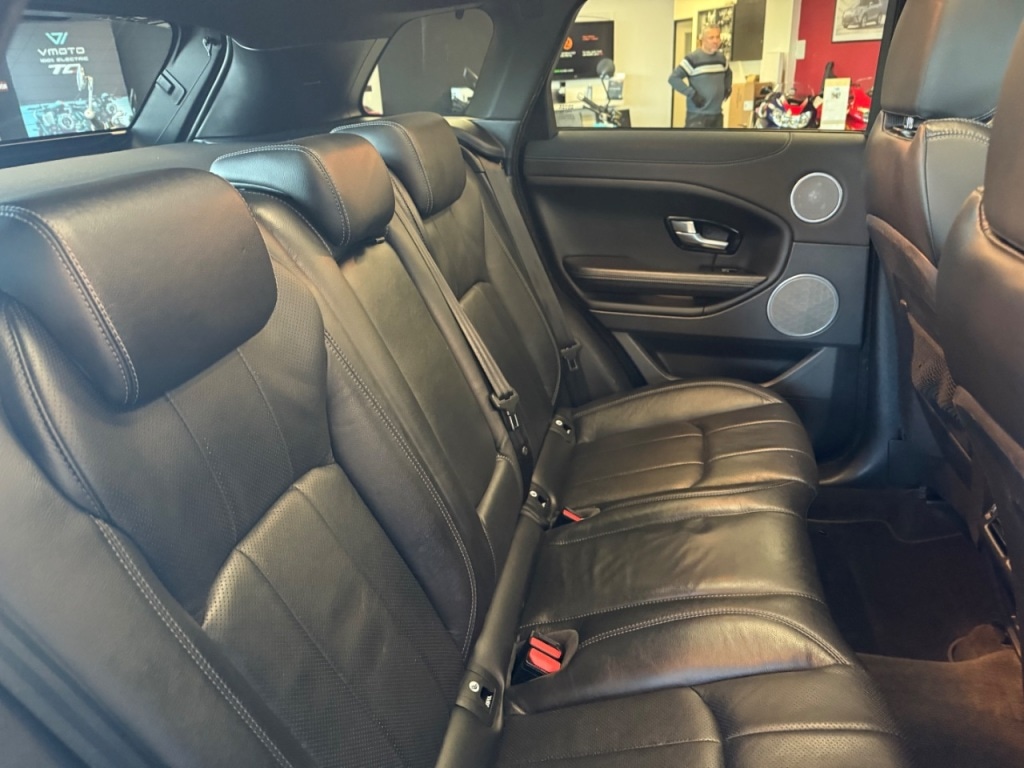 Used Land Rover Range Rover Evoque 2017 for sale - 77460069: Photo 32