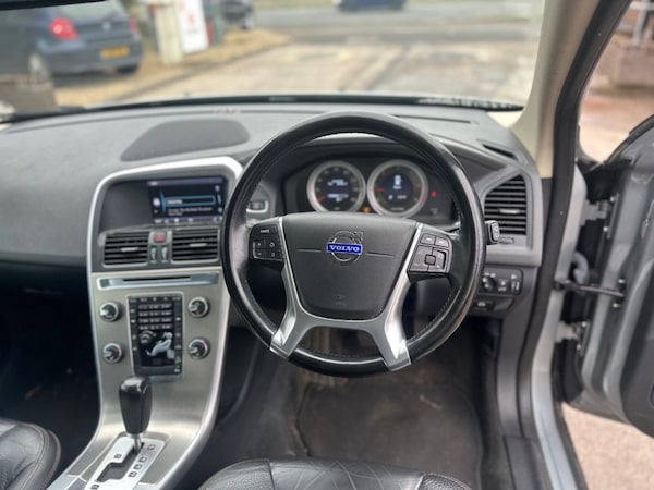 Used Volvo XC60 2011 for sale - 76245050: Photo 11