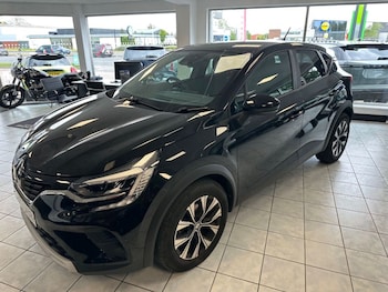 Used Renault Captur 2023 for sale - 78434109: Photo