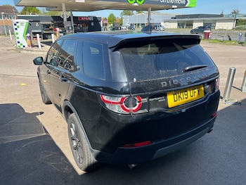 Used Land Rover Discovery Sport 2019 for sale - 78329905: Photo