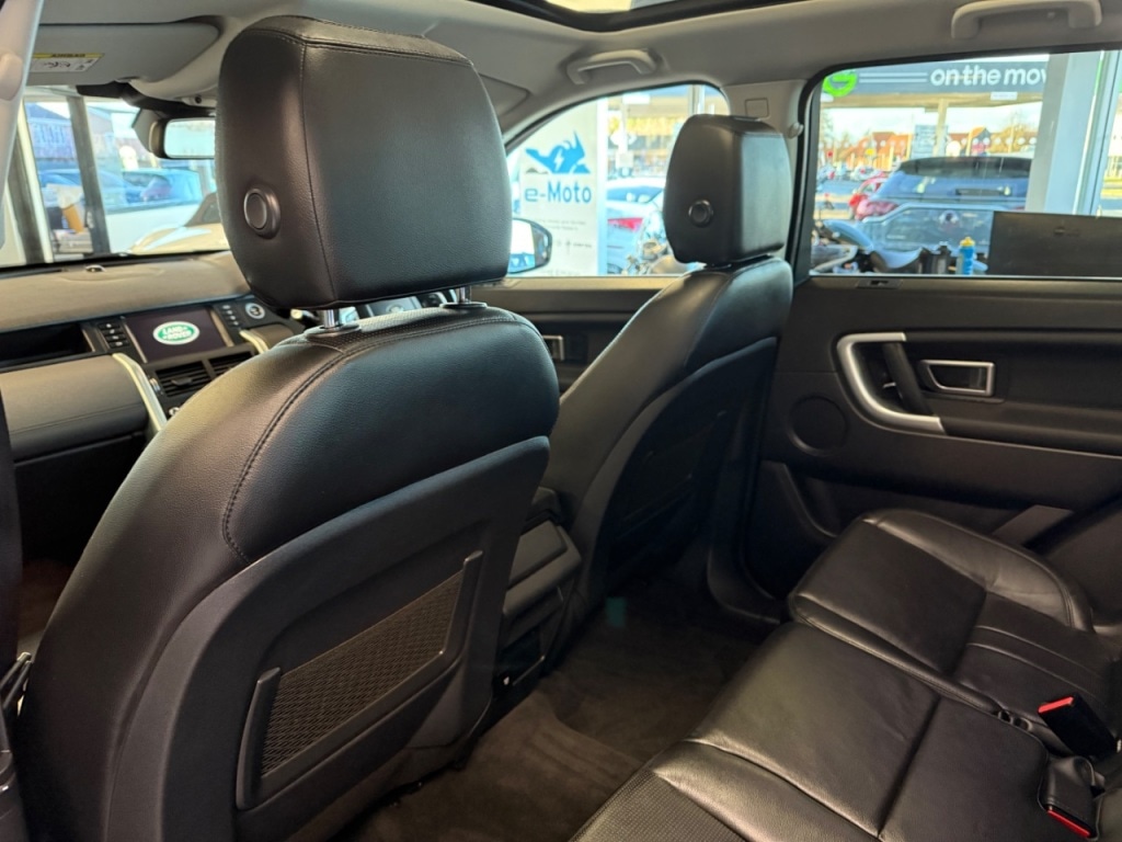 Used Land Rover Discovery Sport 2018 for sale - 77262471: Photo 11