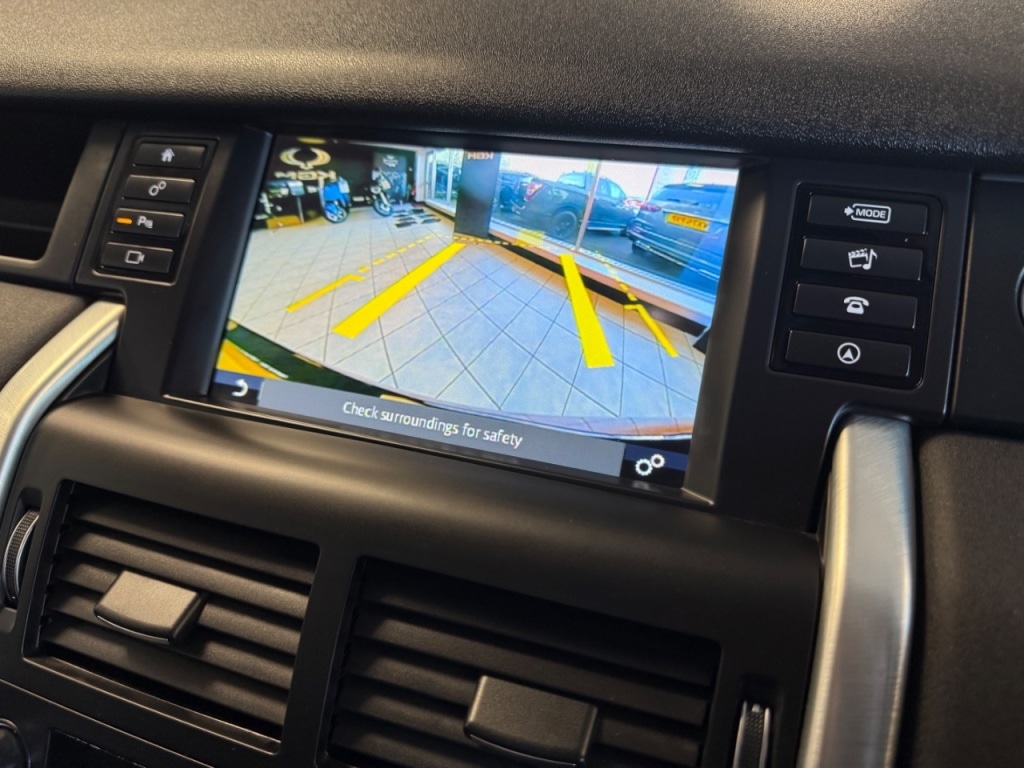 Used Land Rover Discovery Sport 2018 for sale - 77262471: Photo 24