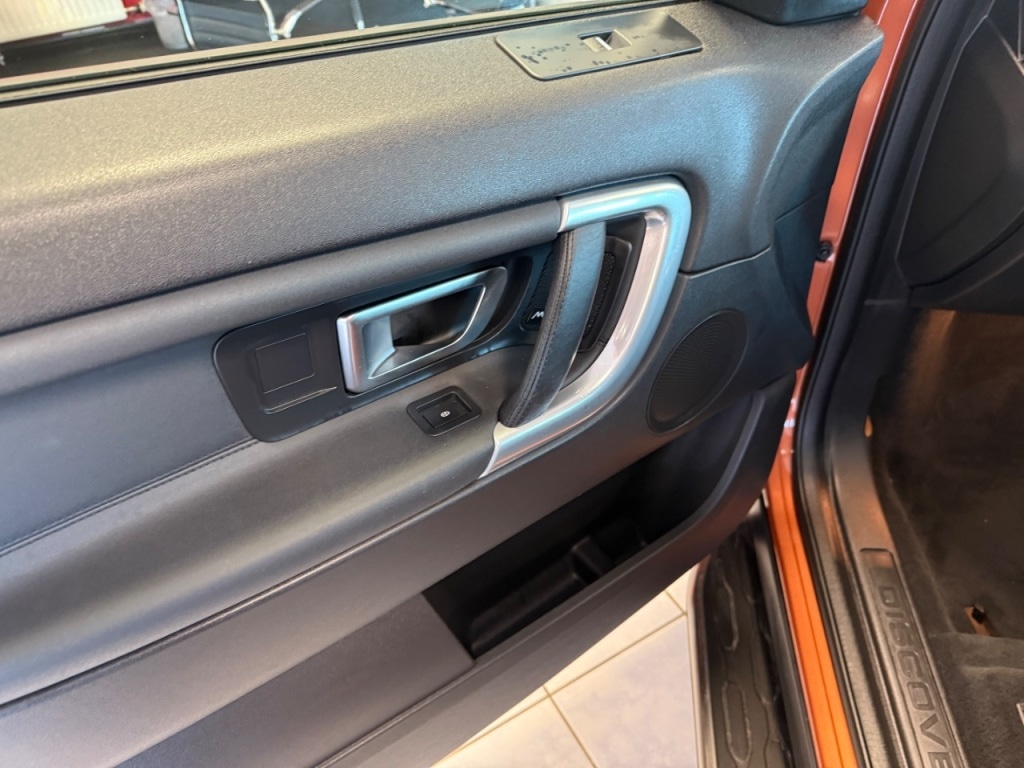 Used Land Rover Discovery Sport 2018 for sale - 77262471: Photo 9