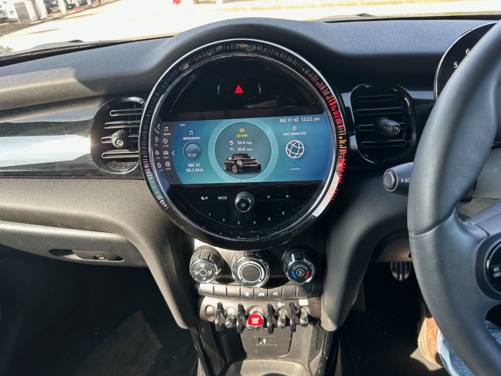 Used MINI Convertible 2022 for sale - 77976064: Photo 10