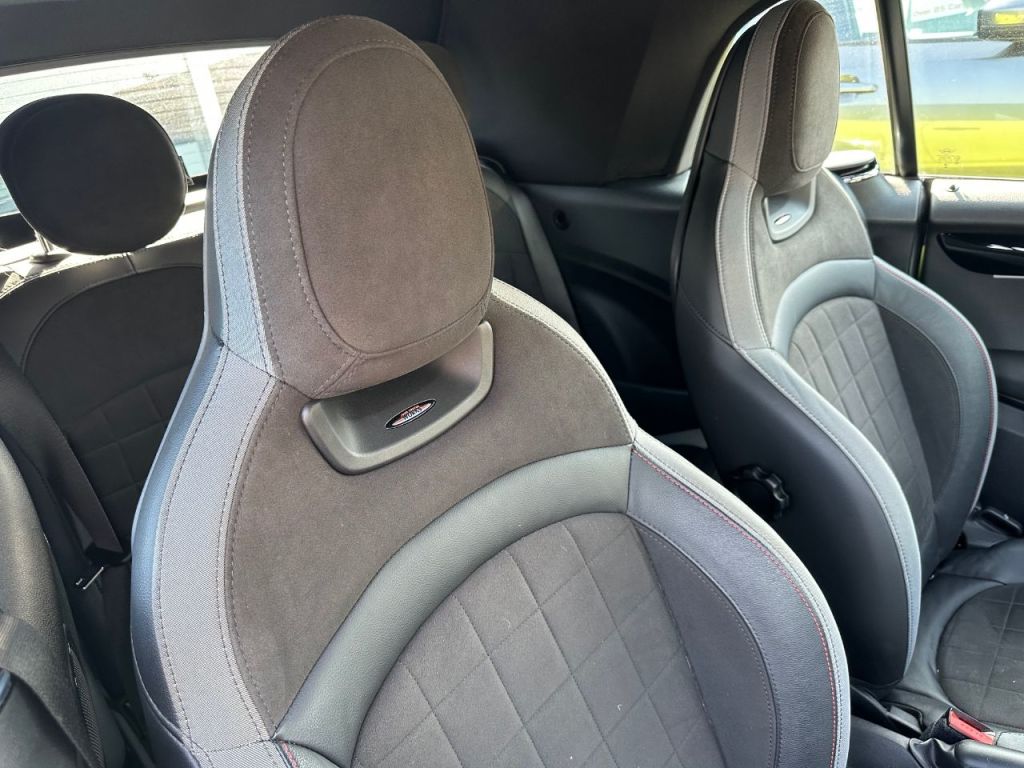 Used MINI Convertible 2022 for sale - 77976064: Photo 7