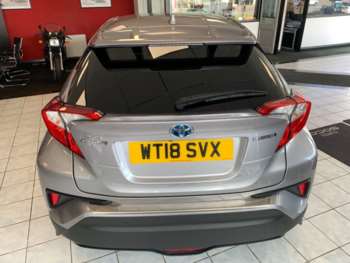 Used Toyota C-HR 2018 for sale - 74915726: Photo