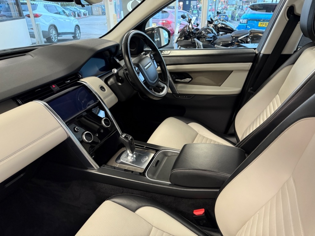 Used Land Rover Discovery Sport 2020 for sale - 76428948: Photo 9