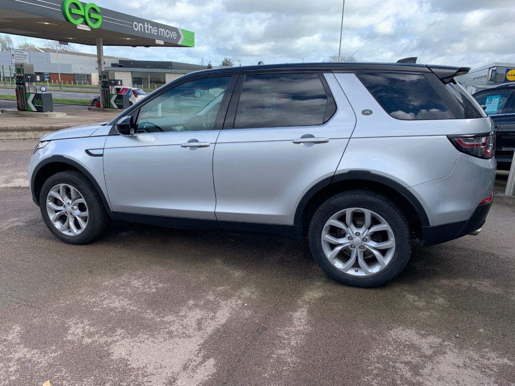 Used Land Rover Discovery Sport 2017 for sale - 78002192: Photo 10
