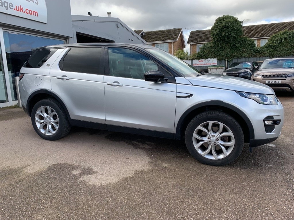 Used Land Rover Discovery Sport 2017 for sale - 78002192: Photo 4