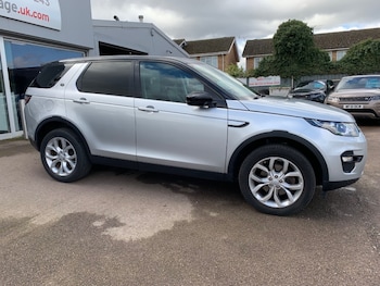 Used Land Rover Discovery Sport 2017 for sale - 78002192: Photo