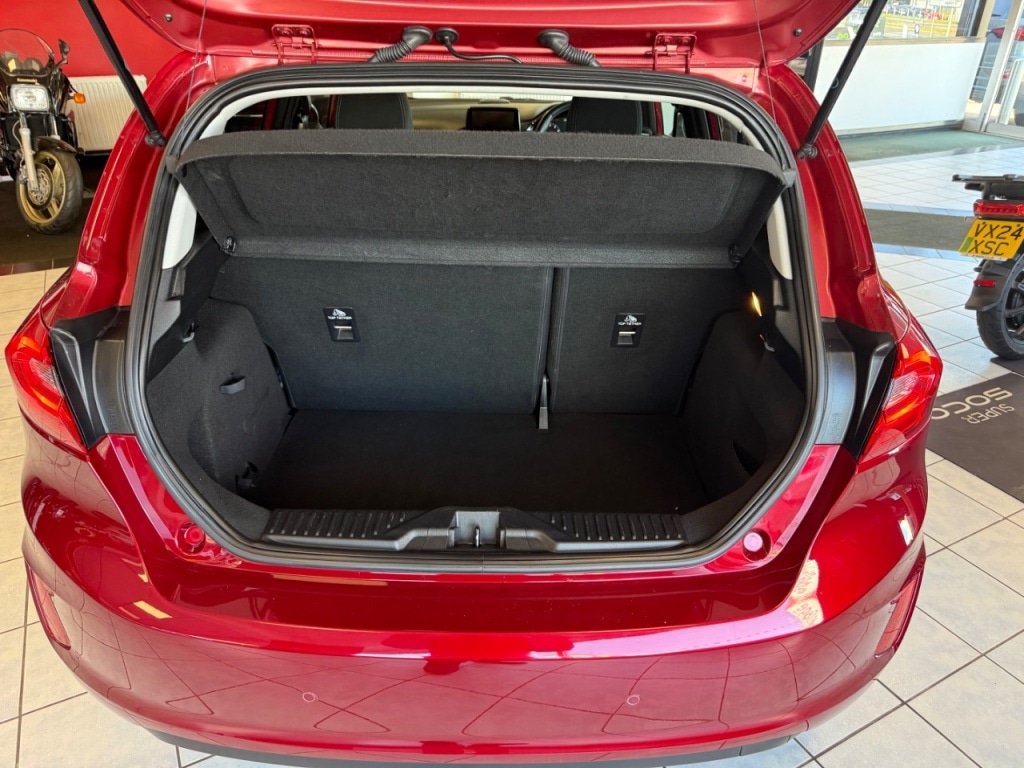 Used Ford Fiesta 2018 for sale - 76092349: Photo 23