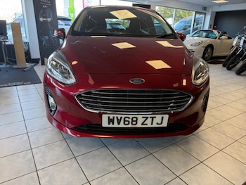 Used Ford Fiesta 2018 for sale - 76092349: Photo