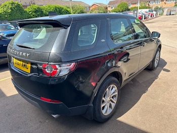 Used Land Rover Discovery Sport 2017 for sale - 78688643: Photo