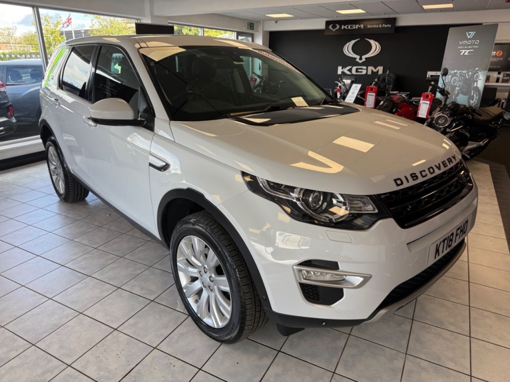 Used Land Rover Discovery Sport 2018 for sale - 76355938: Photo 1