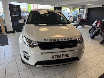 Used Land Rover Discovery Sport 2018 for sale - 76355938: Photo