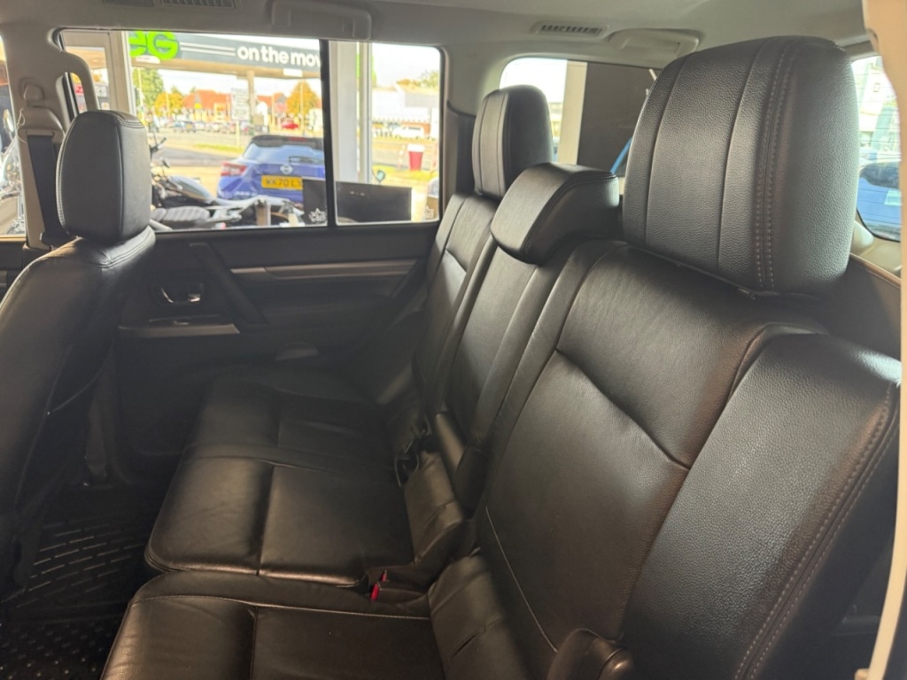 Used Mitsubishi Shogun 2016 for sale - 76016814: Photo 12