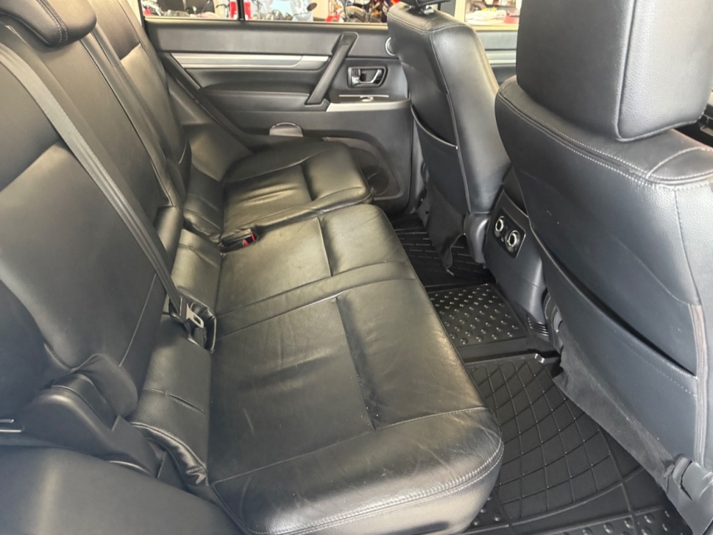 Used Mitsubishi Shogun 2016 for sale - 76016814: Photo 30