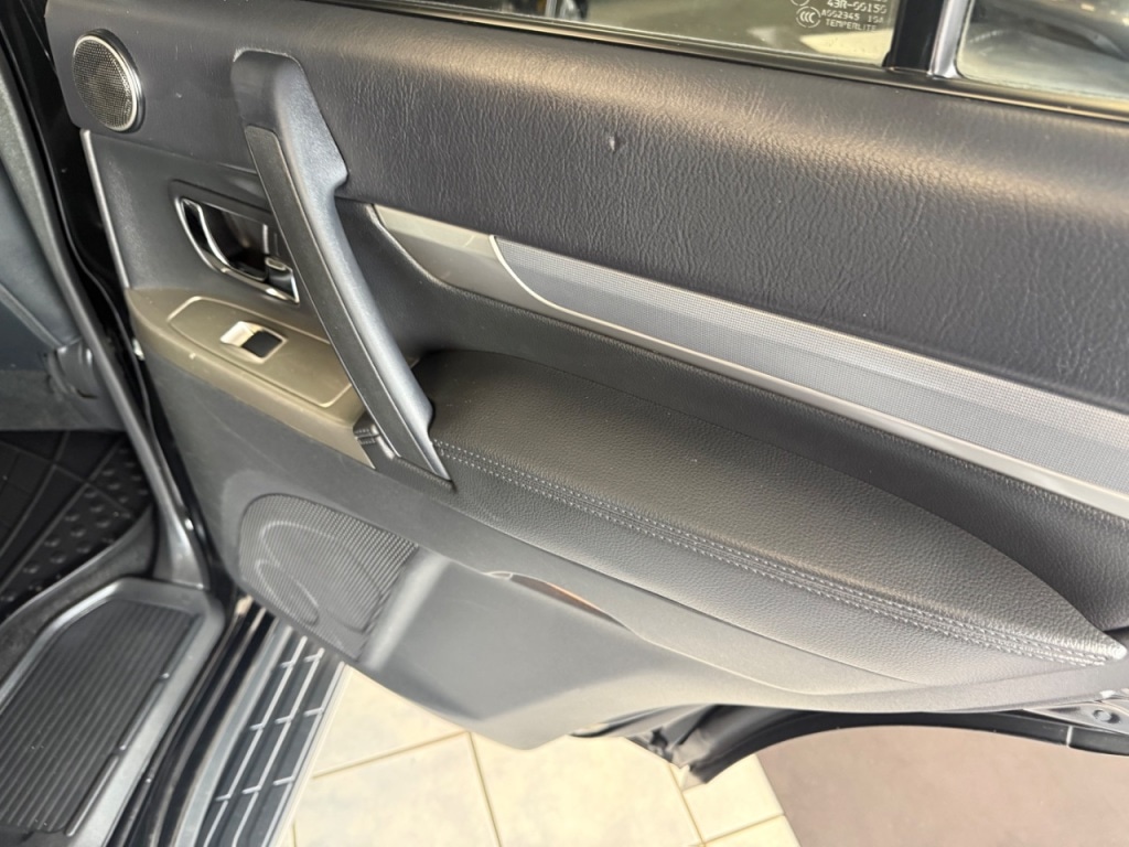 Used Mitsubishi Shogun 2016 for sale - 76016814: Photo 31