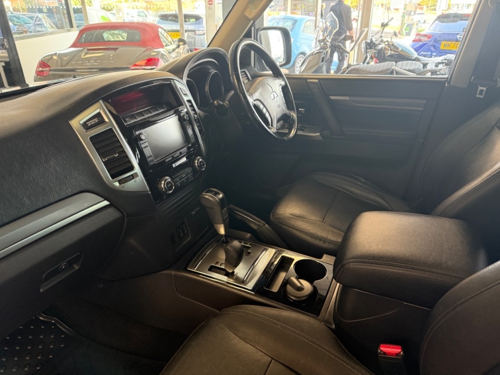 Used Mitsubishi Shogun 2016 for sale - 76016814: Photo 7