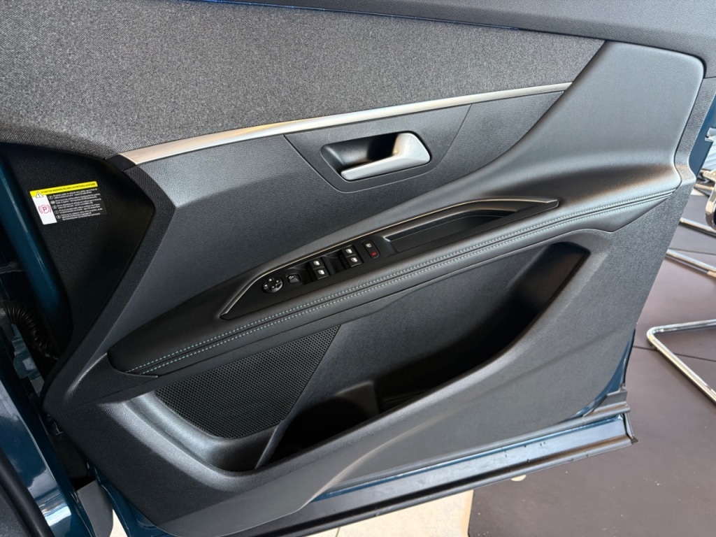 Used Peugeot 3008 2022 for sale - 76546060: Photo 25