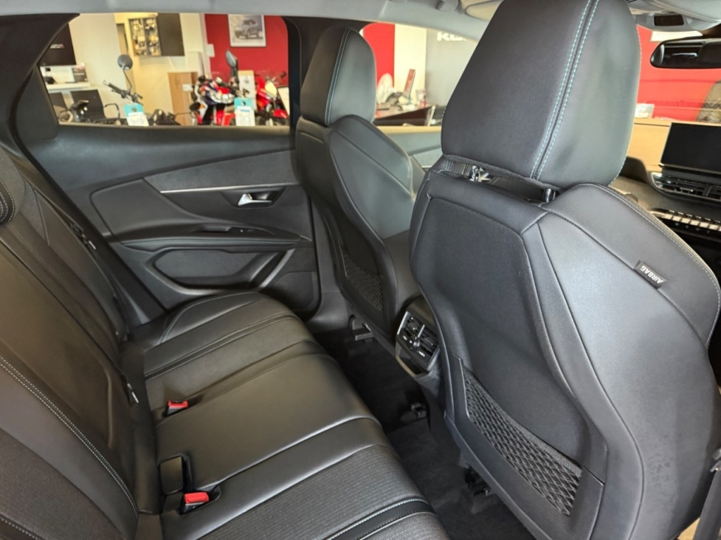 Used Peugeot 3008 2022 for sale - 76546060: Photo 26