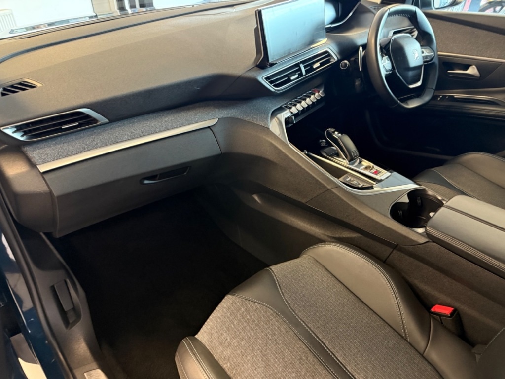 Used Peugeot 3008 2022 for sale - 76546060: Photo 8