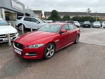 Used Jaguar XE 2016 for sale - 77408742: Photo