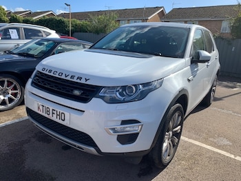 Used Land Rover Discovery Sport 2018 for sale - 75922978: Photo