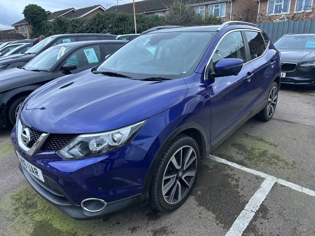 Used Nissan Qashqai 2016 for sale - 77262466: Photo 2