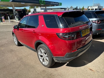 Used Land Rover Discovery Sport 2019 for sale - 78371667: Photo