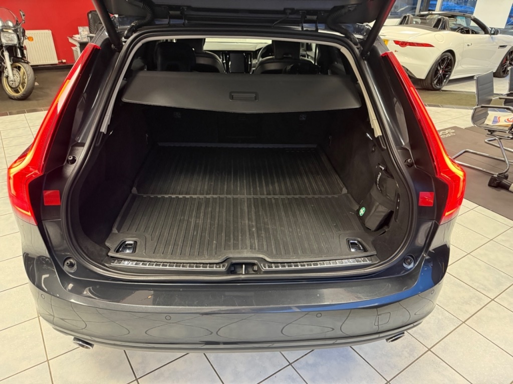 Used Volvo V90 2019 for sale - 76895950: Photo 32