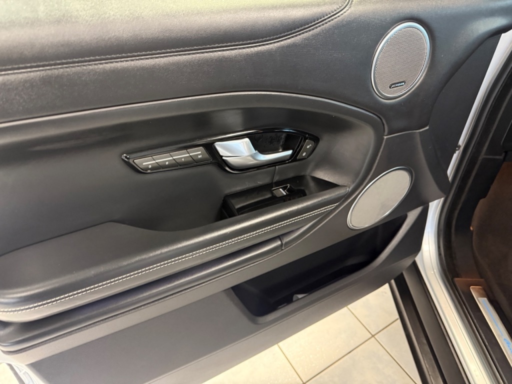 Used Land Rover Range Rover Evoque 2017 for sale - 77064401: Photo 12