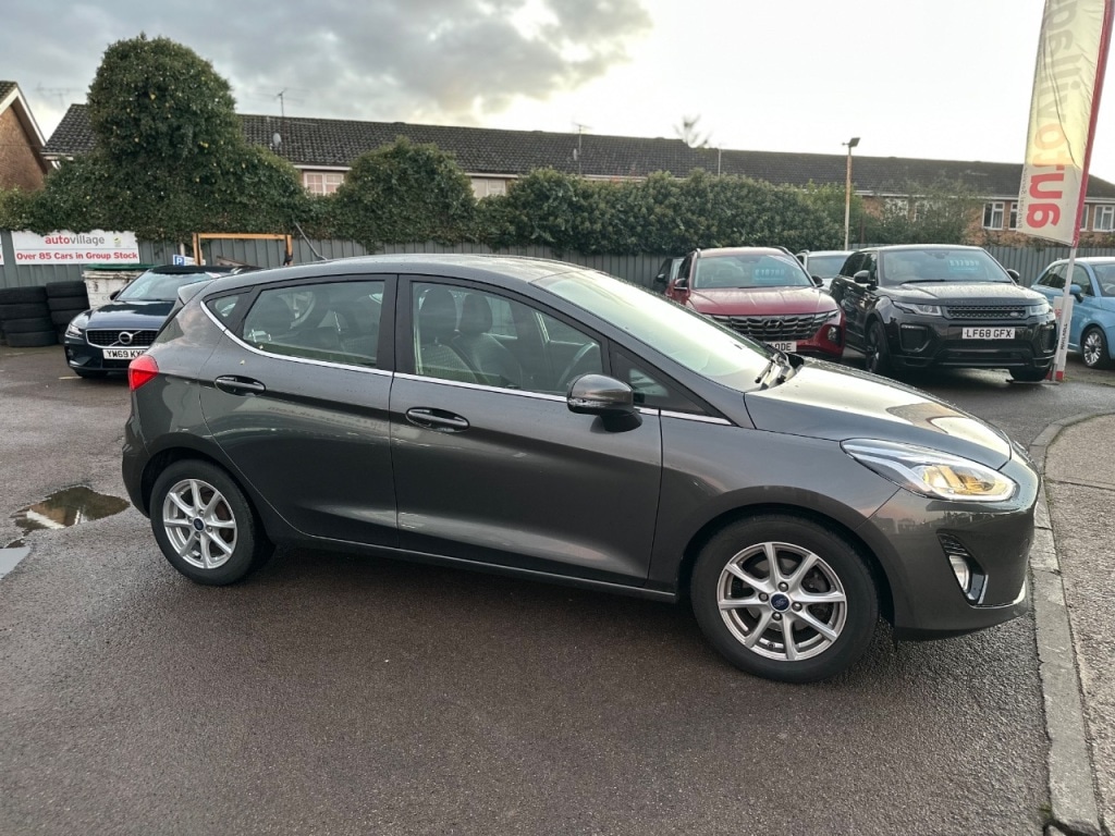 Used Ford Fiesta 2018 for sale - 76405765: Photo 2